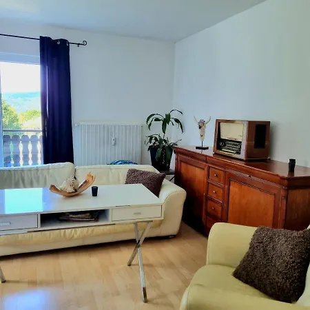 Lovely Spacious Apartment-80M2-Old Style-Tourist Area Rauth Exterior photo