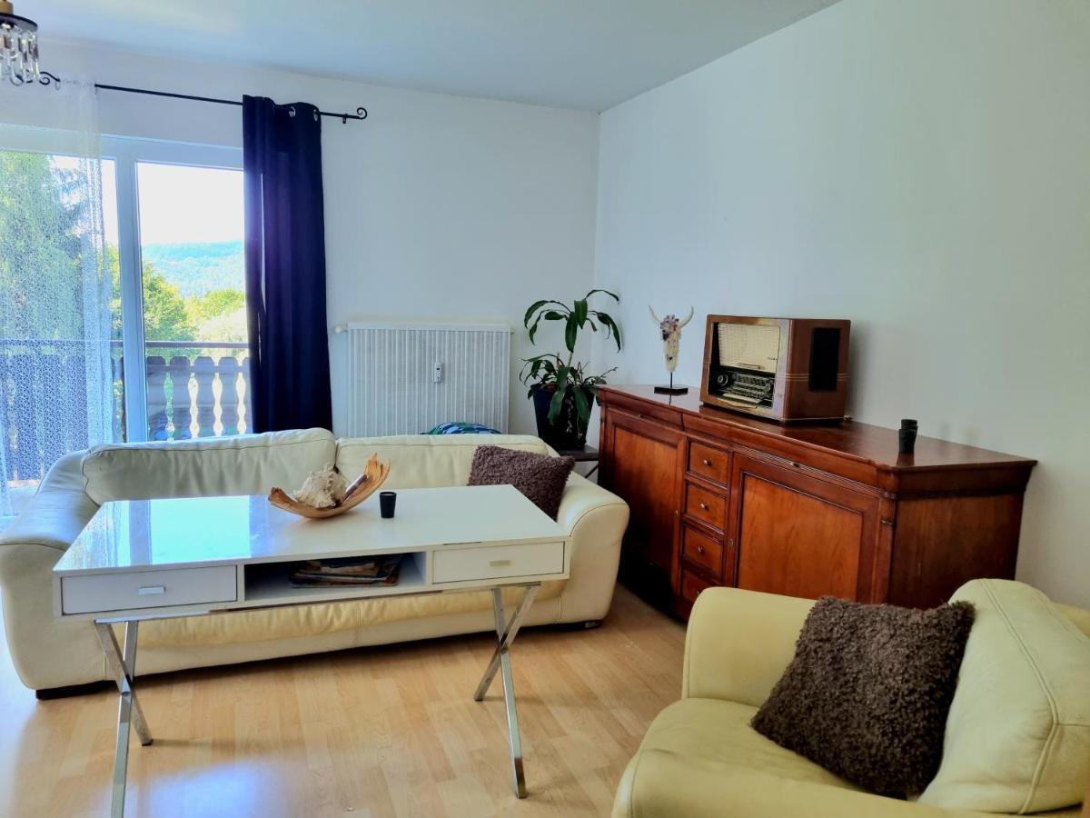 Lovely Spacious Apartment-80m2-old Style-tourist Area